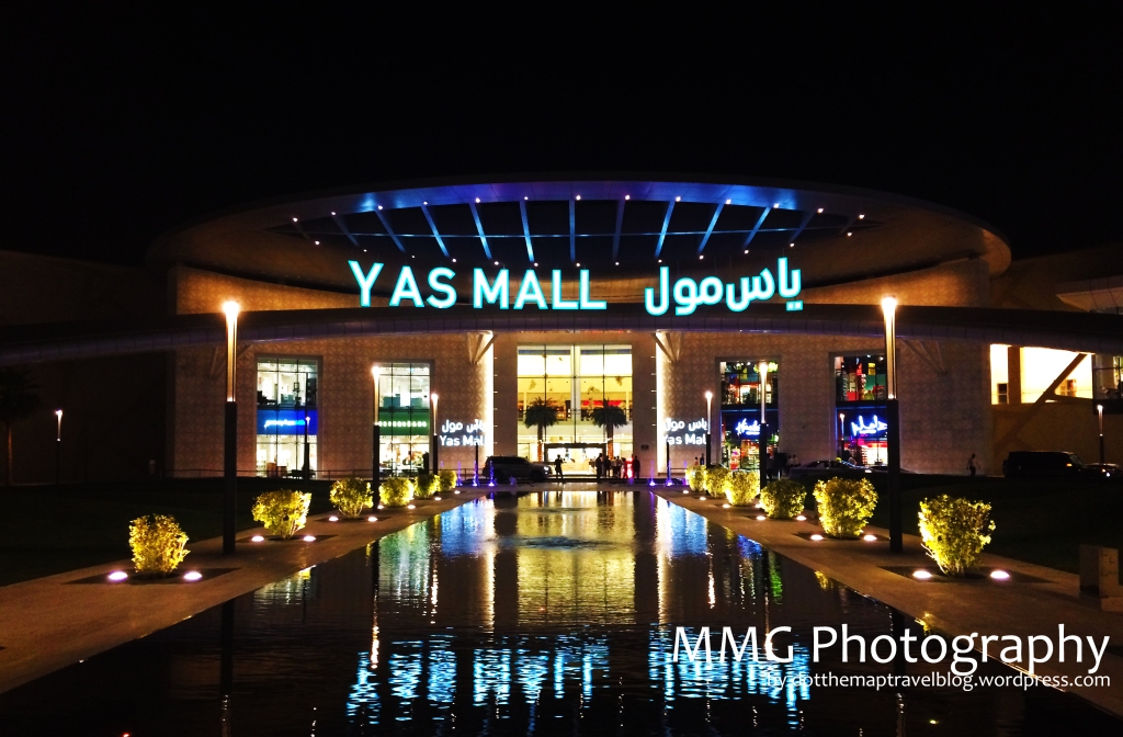 Яс Молл в Абу Даби. Яс Молл фонтаны Абу-Даби. Такси в яс Молл. Yas Mall схема.